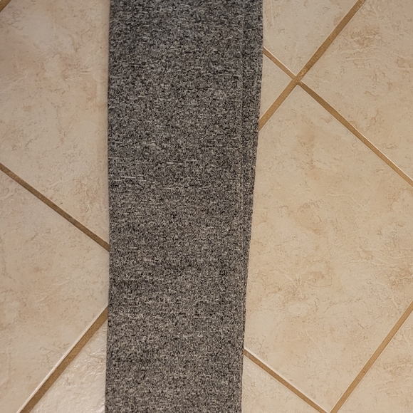 Scarf - Picture 8 of 10